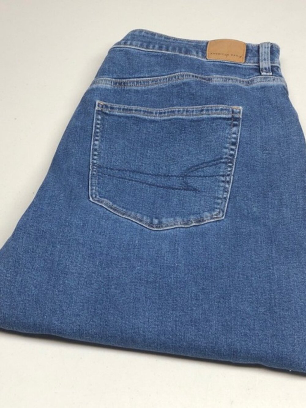 AMERICAN EAGLE MOM JEAN SZ18 L27 ⭐️